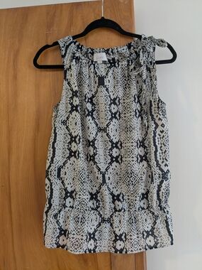 LOFT Black and Cream Printed Tie-Shoulder Sleeveless Top